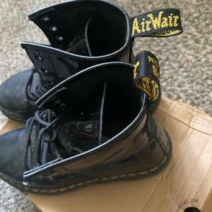 Dr. AirWair Martens Black Patent Lamper